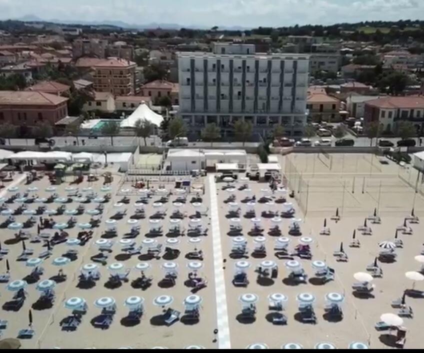Hotel Mareblu Senigallia Exterior photo